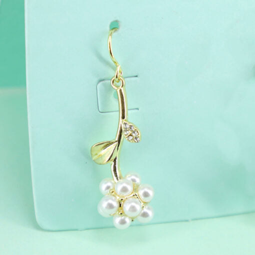 Pearl Flower Earing With 925 Silver Tip