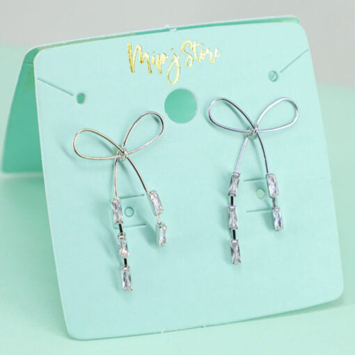 Sweet Infinity Tops Earing With 925 Silver Tip