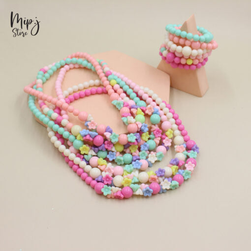 Tulip necklace and bracelet sets