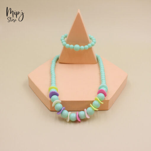 Wavy necklace and bracelet set