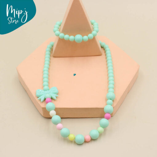 Odd Bow Necklace and Bracelet Set