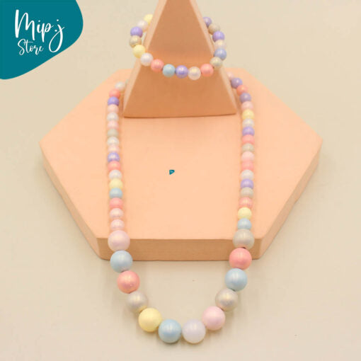 Shiny Pearl necklace and bracelet set