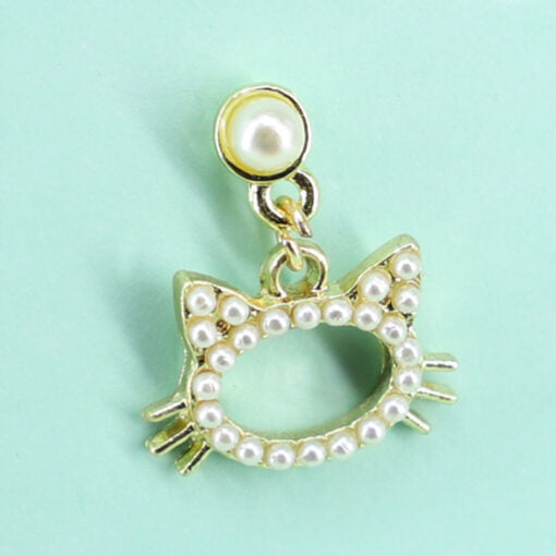 Hello kitty studs earing with chandi tip