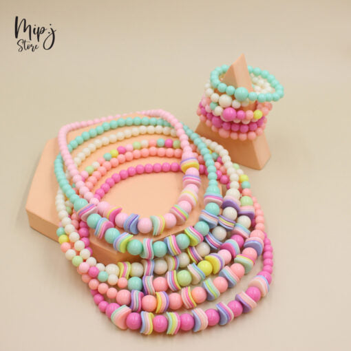 Pringles necklace and bracelet sets