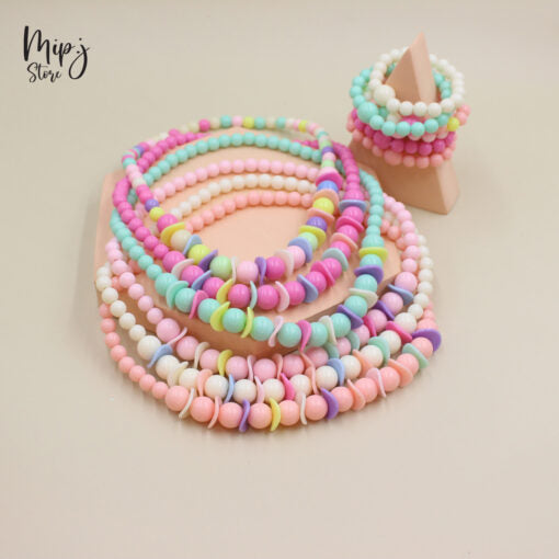 Wavy necklace and bracelet set