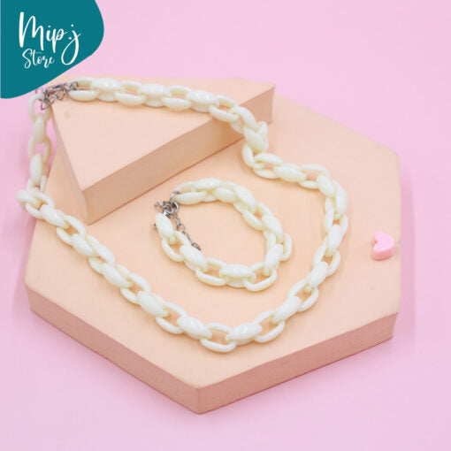 Chain necklace and bracelet set