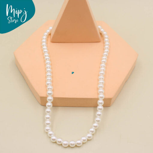 Small Pearls Necklace