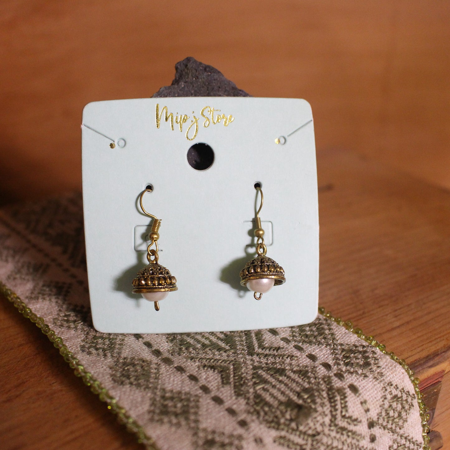 small jhumki  mina mix