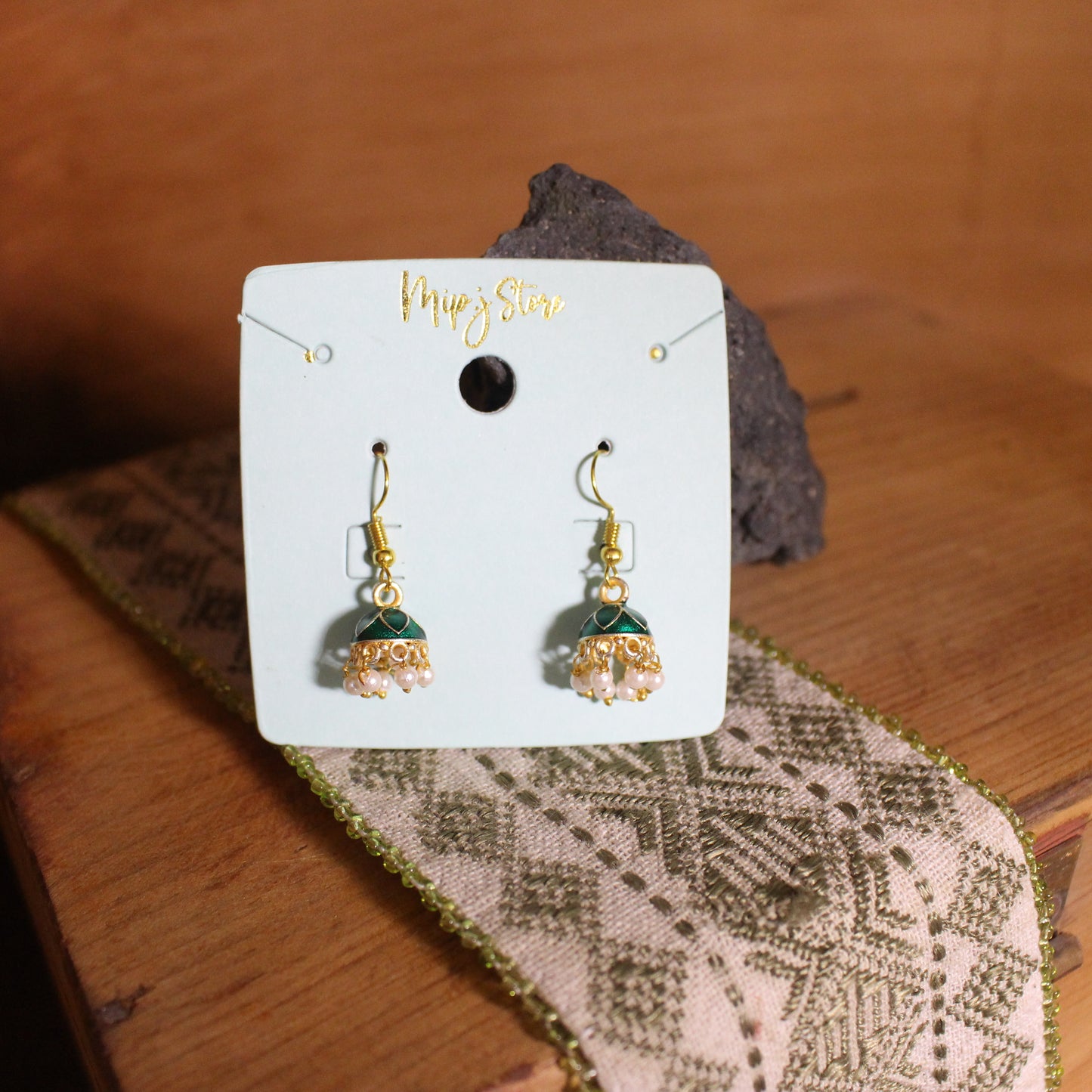small jhumki  mina mix